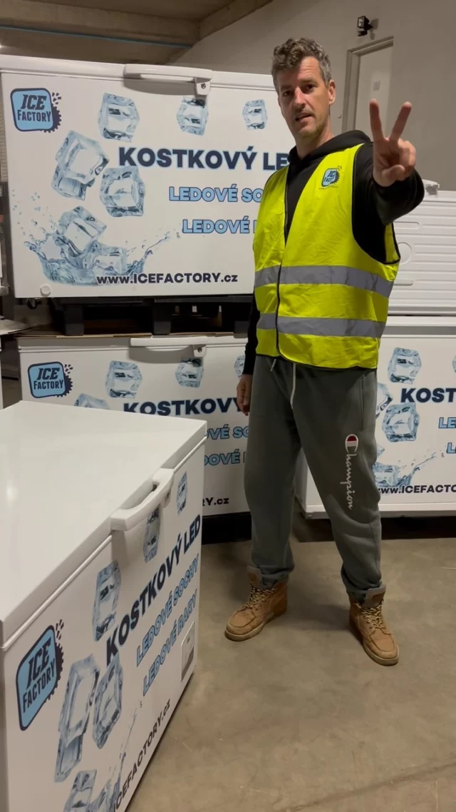 ❄️ Rozvoz po celé České Republice ! 

➡️ Staňte se naším partnerem a získejte mrazák na kostkový led bez investice – my ho dodáme, vy jen prodáváte.

➡️ „Led prodáváte, mrazák neřešíte.“
Novým odběratelům dodáme mrazák zdarma – led vydělává, zařízení je na nás.

➡️ „Přidejte se k síti prodejců a chlaďte bez nákladů.“
Získáte plně vybavený mrazák pro prodej kostkového ledu. Bez závazků, bez investice.